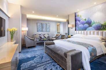 هتل Ramada Shenzhen Baoan