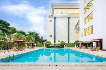 هتل Ramada Shenzhen Baoan