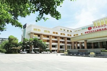 هتل Ramada Shenzhen Baoan