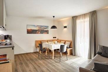 هتل Residence Settsass