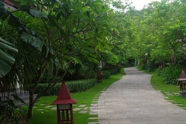 هتل Shixishu Jianguo Yalong Bay Resort