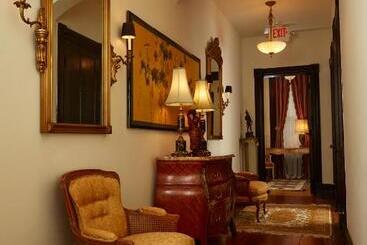 هتل The Inn At 97 Winder