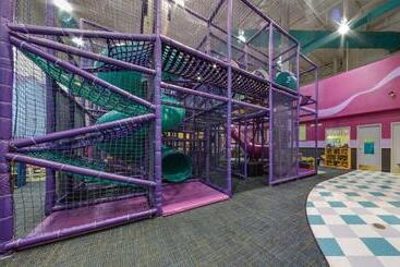 هتل The Lodge At Cliff Castle Casino