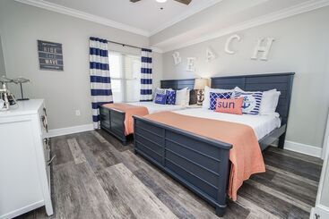 Majestic Beach Towers Resort By Panhandle Getaways