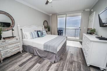 Majestic Beach Towers Resort By Panhandle Getaways