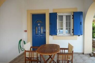 Pantonia Apartments