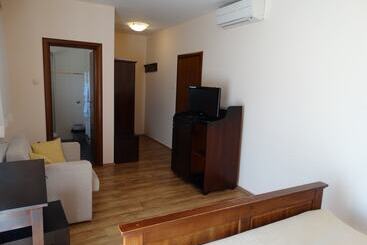 膳宿费 Guesthouse Barica