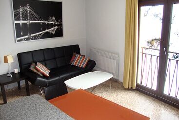 Apartamentos Arinsal 3000