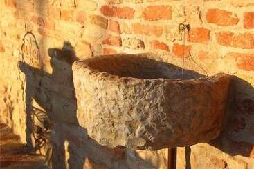 Castello Di Granarola Relais   Adults Friendly