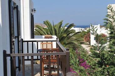 هتل Aella Residence