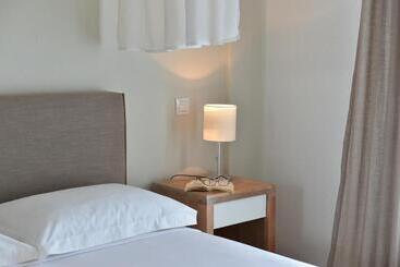 هتل Aella Residence