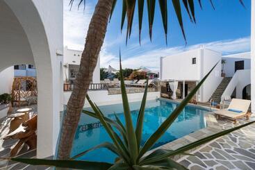 هتل Aella Residence