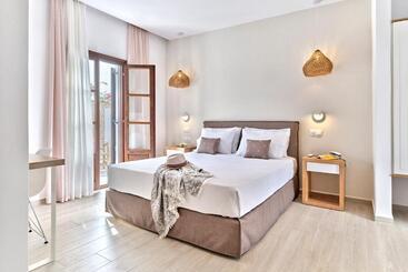 هتل Aella Residence