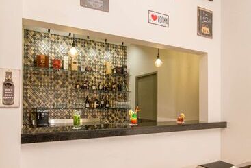 هتل Best Western Plus Urban Larco