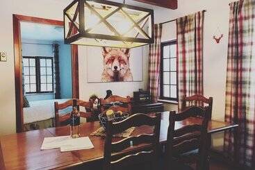 هتل Chalet Rustique Crds Tremblant