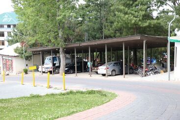 هتل Chinar Family Resort