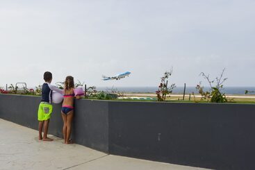هتل Curacao Airport