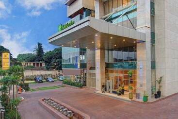 酒店 Holiday Inn Bengaluru Racecourse, An Ihg