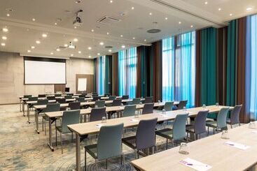 هتل Hyatt Place Frankfurt Airport