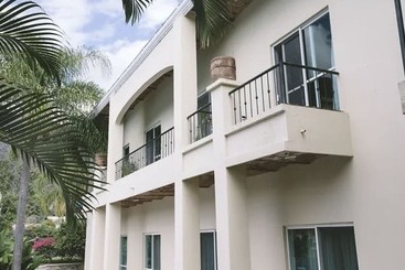هتل Capital O La Joya Del Lago