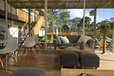Live Hotel Boutique