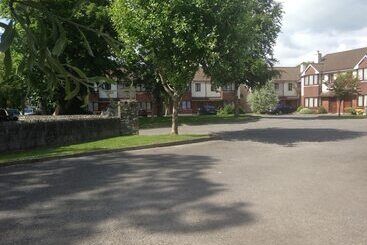 هتل Willows B&b