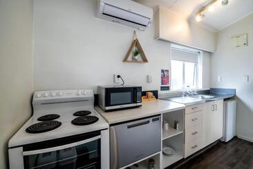 مُتل Aura Accommodation