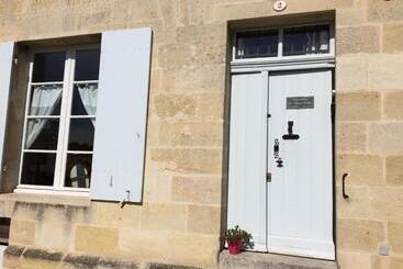 پانسیون La Maison Colline