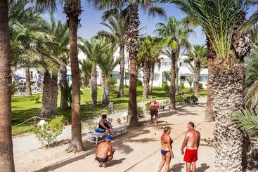 استراحتگاه Palm Beach Club Marmara Djerba