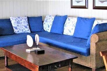 South Point Villas Cerf Island
