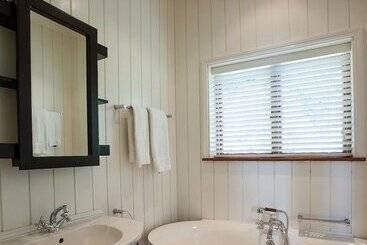 South Point Villas Cerf Island