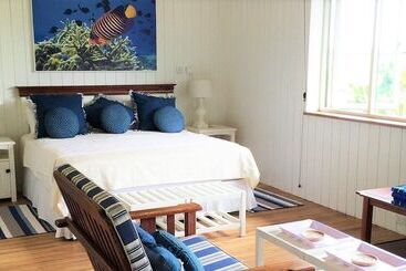South Point Villas Cerf Island