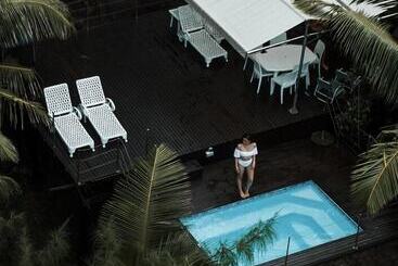South Point Villas Cerf Island