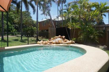 Yongala Lodge By The Strand