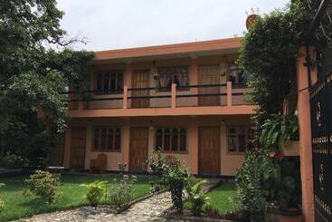 Grand Hotel Panajachel