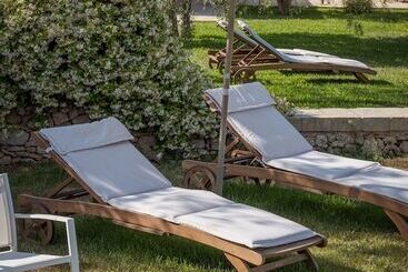 هتل Agriturismo Masseria Costarella