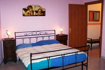 هتل B&b Mare Di S. Lucia
