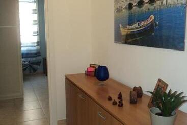 هتل B&b Mare Di S. Lucia