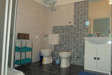 هتل B&b Mare Di S. Lucia