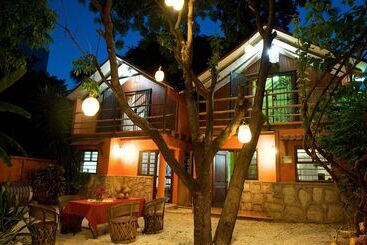 هتل Casa Kiwi