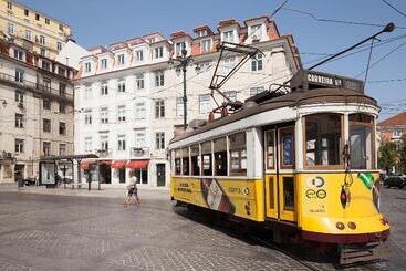 هتل Corpo Santo Lisbon Historical