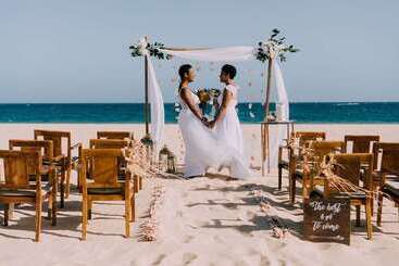 هتل Hilton Cabo Verde Sal Resort
