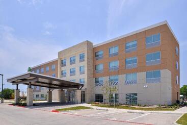 هتل Holiday Inn Express   Early, An Ihg