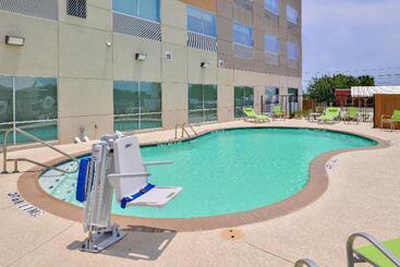 هتل Holiday Inn Express   Early, An Ihg