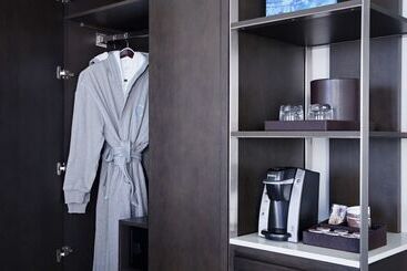 هتل Hyatt Centric Brickell Miami