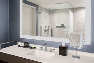 هتل Hyatt Centric Brickell Miami