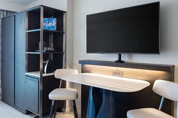 هتل Hyatt Centric Brickell Miami