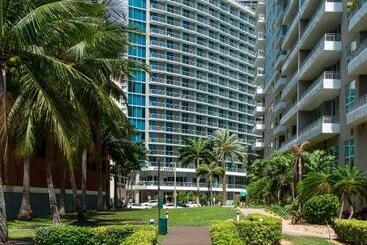 هتل Hyatt Centric Brickell Miami