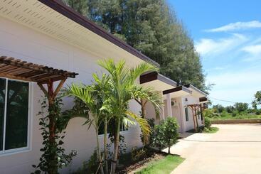 هتل On Green Resort