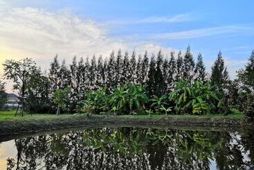 هتل On Green Resort